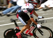 开云下载-孤胆英雄难敌团队洪流，利拉德62分之夜见证独行侠如何正面击溃开拓者