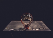 开云下载-西决生死战之夜，杜兰特带队取胜，凤凰城见证不朽传奇