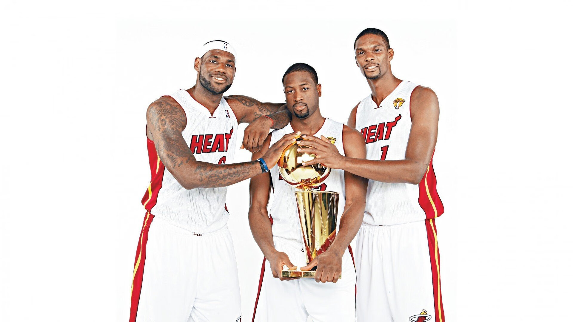 紫金心脏，乔治时刻降临，湖人一波流终结黄蜂悬念